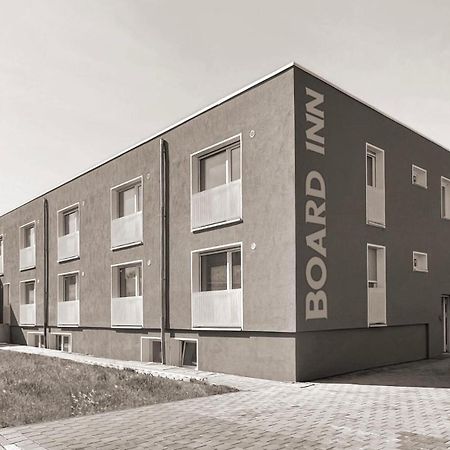 Board Inn - Haus Ratyzbona Zewnętrze zdjęcie