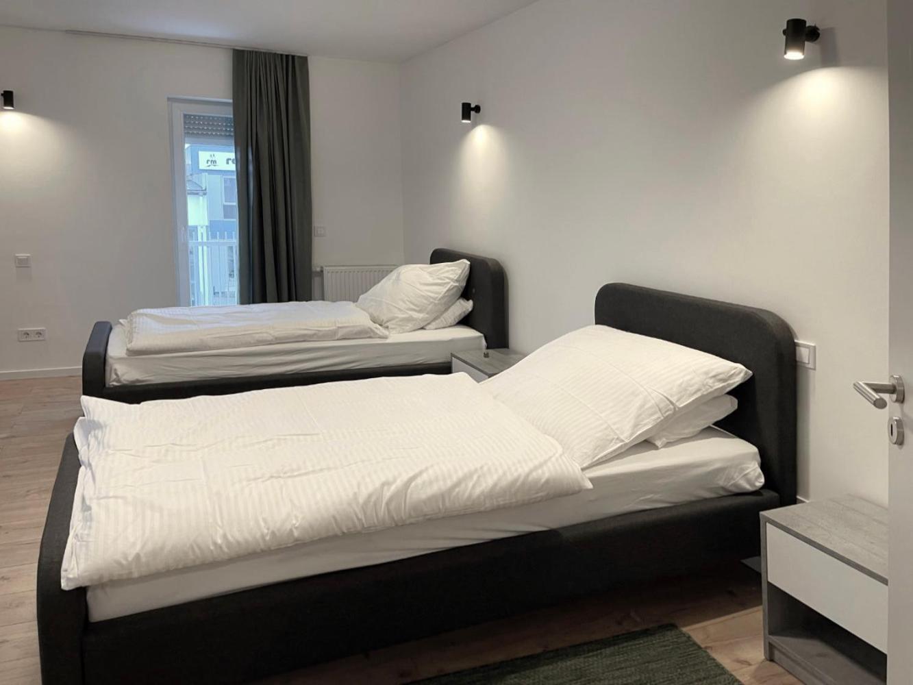 Board Inn - Haus Ratyzbona Zewnętrze zdjęcie