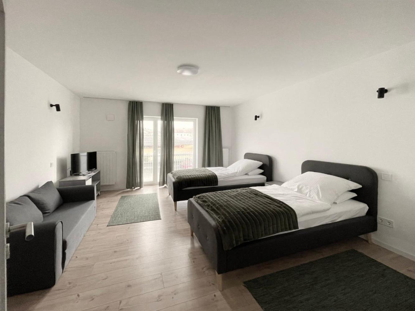 Board Inn - Haus Ratyzbona Zewnętrze zdjęcie